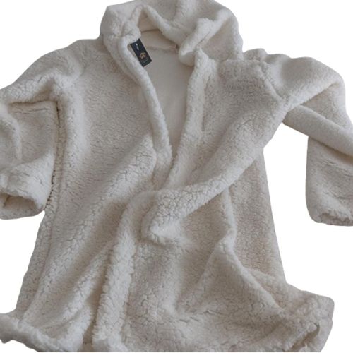 Casaco De Frio Feminino Teddy Pelo Capuz Off White Tamanho GG Menor preço em Casaco De Frio Feminino Teddy Pelo Capuz Off White Tamanho GG