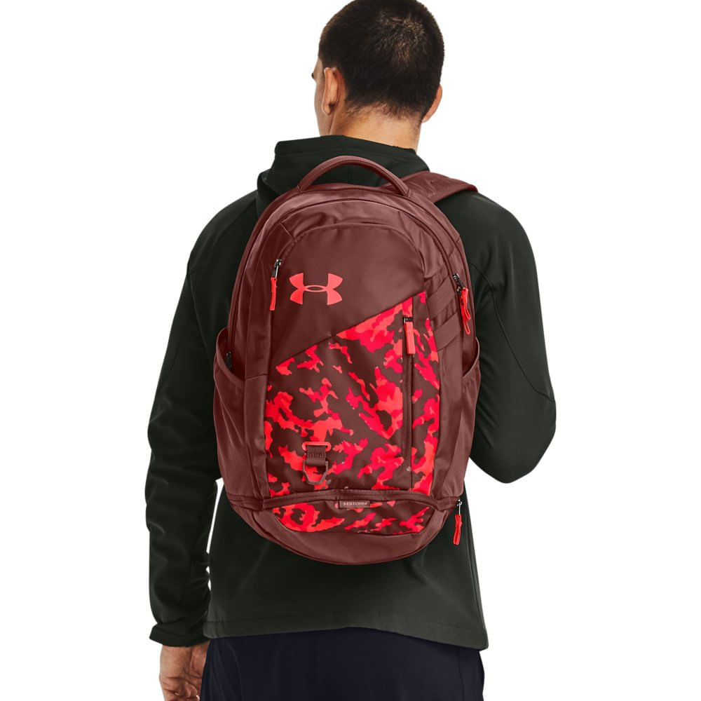 mochila under armour hustle 4.0