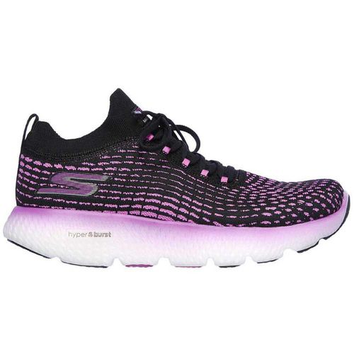 Tenis F Skechers GOrun Max Road 4 15223-BKPR 34