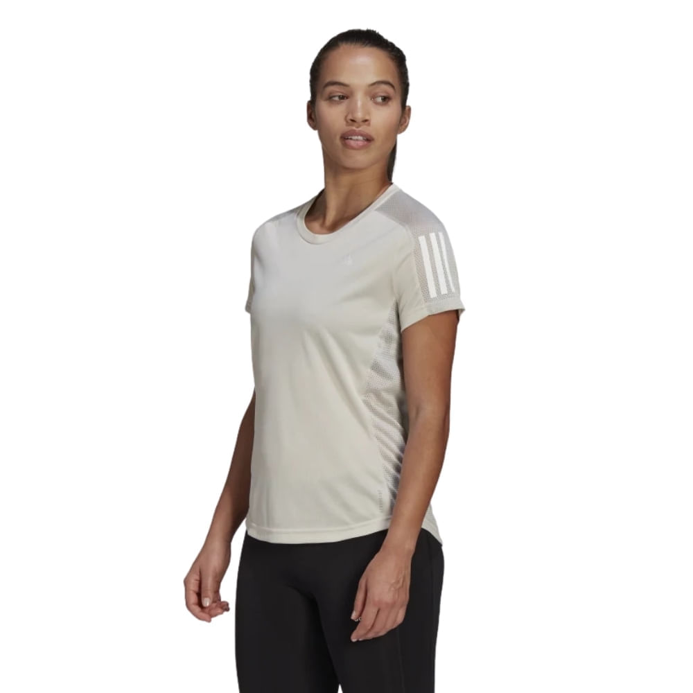 camiseta adidas on the run
